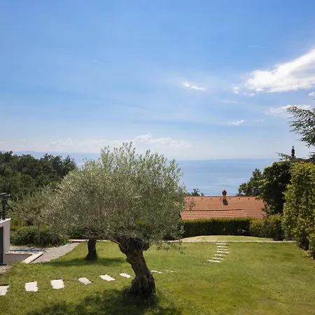 Villa Ziganto With A View Of The Kvarner Bay *