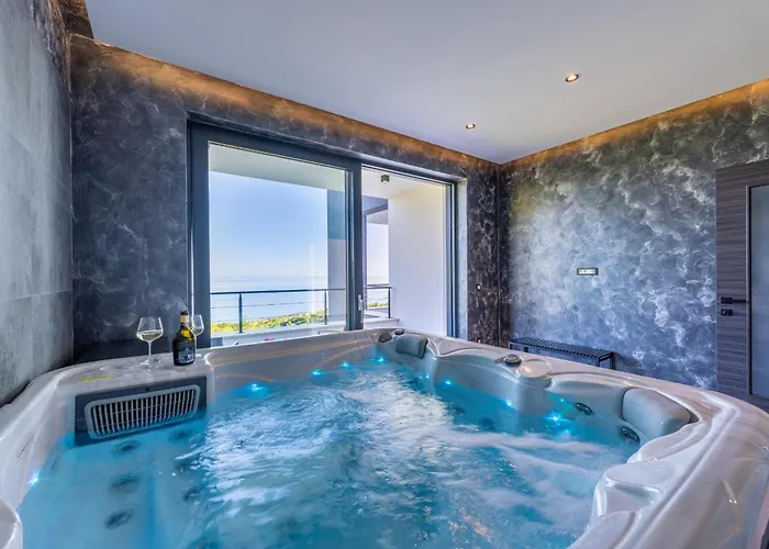 Villa Ziganto With A View Of The Kvarner Bay Opatija