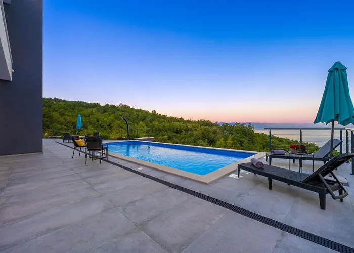 Ziganto With A View Of The Kvarner Bay Vila